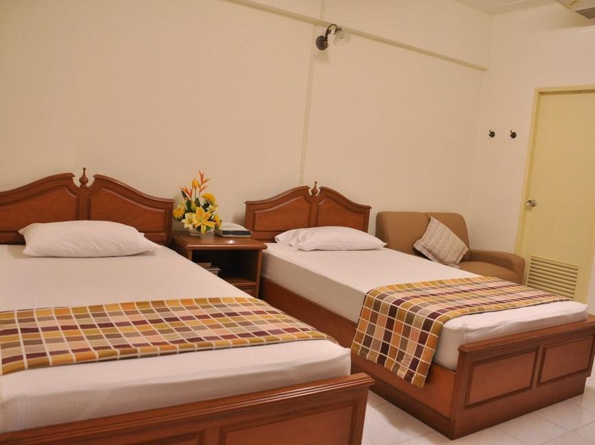 Phawana Sweet Hotel Bangkok Buitenkant foto