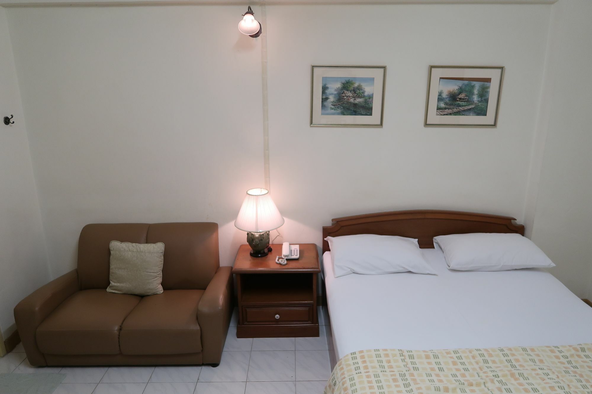 Phawana Sweet Hotel Bangkok Buitenkant foto