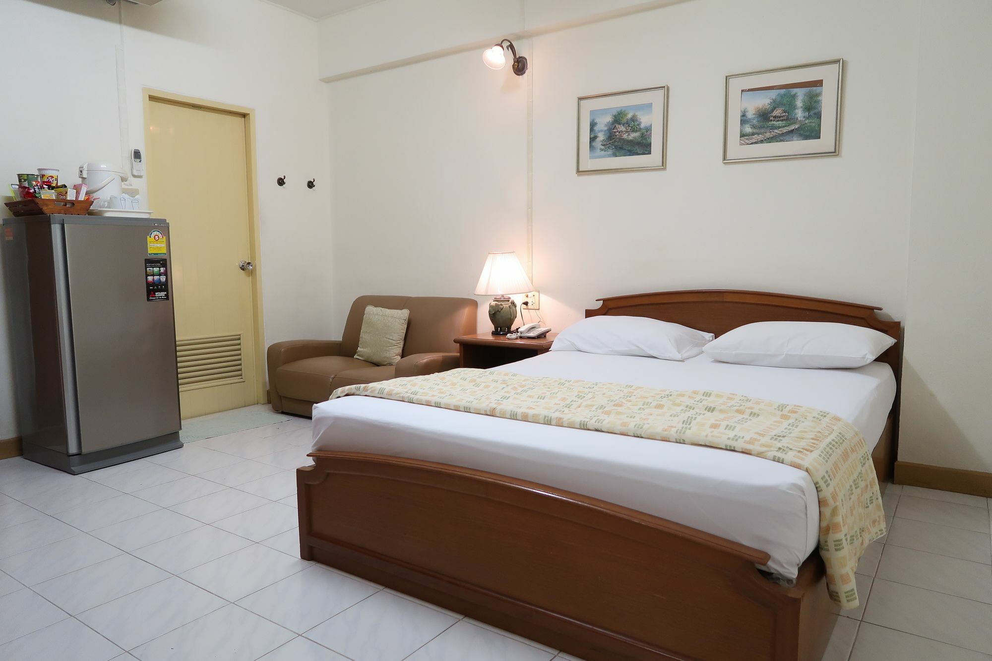 Phawana Sweet Hotel Bangkok Buitenkant foto