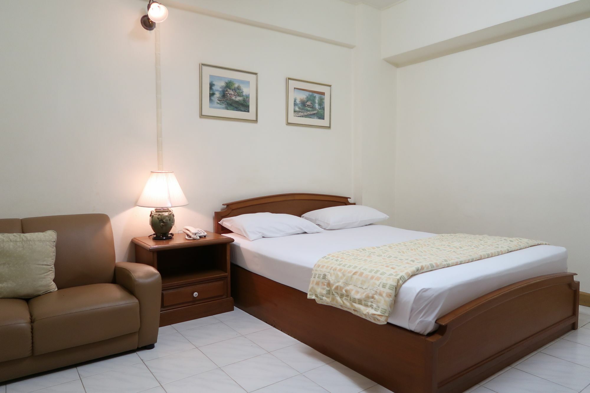 Phawana Sweet Hotel Bangkok Buitenkant foto